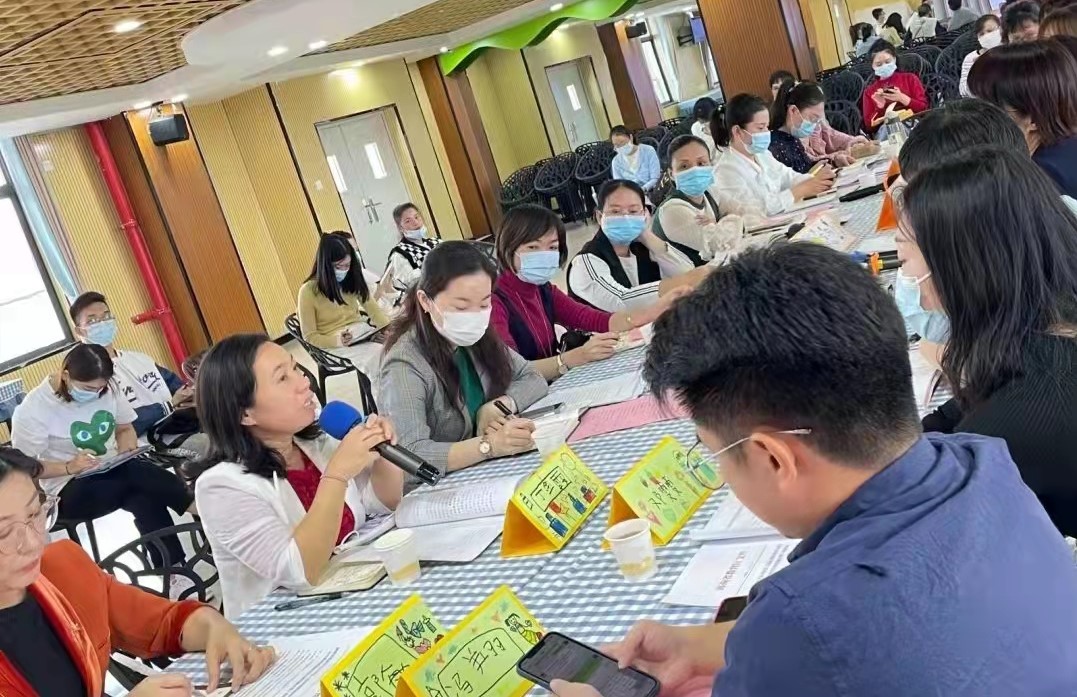 海南師范大學(xué)學(xué)前教育幫扶團隊和“大中小幼”教研共同體團隊到一線調(diào)研