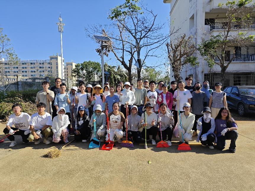 風雨過后 教院黨員師生齊心協力恢復校園面貌