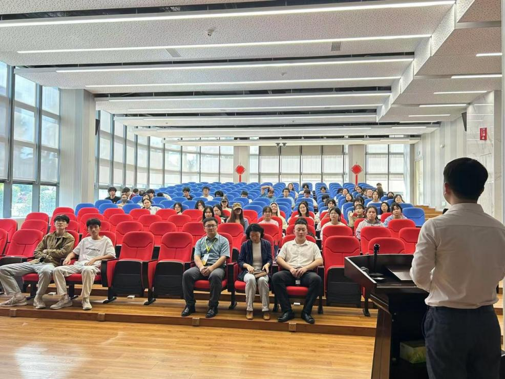 校企攜手育英才,教育創(chuàng)新啟新程 ――海南師范大學(xué)教育學(xué)院訪企拓崗促就業(yè)專項(xiàng)活動(dòng)