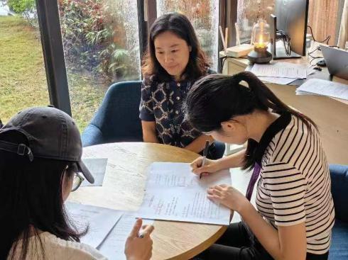 海南師范大學(xué)教育學(xué)院與海口市哈羅小獅幼兒園 簽署學(xué)生教育實習(xí)合作協(xié)議